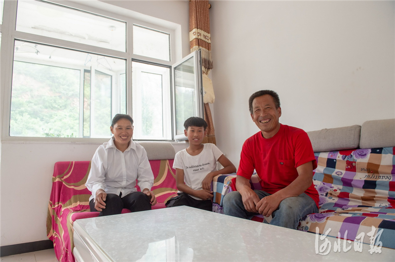 搬迁后村民姚建民的家。