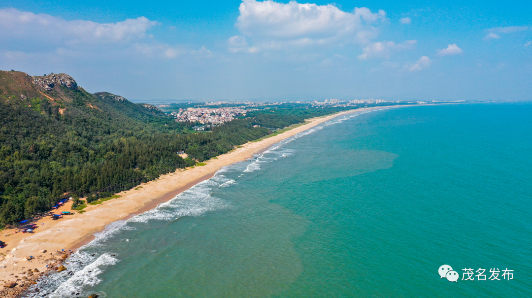 的步伐,近年发生翻天覆地的变化,演绎的故事就像茂名海岸线一样绵长