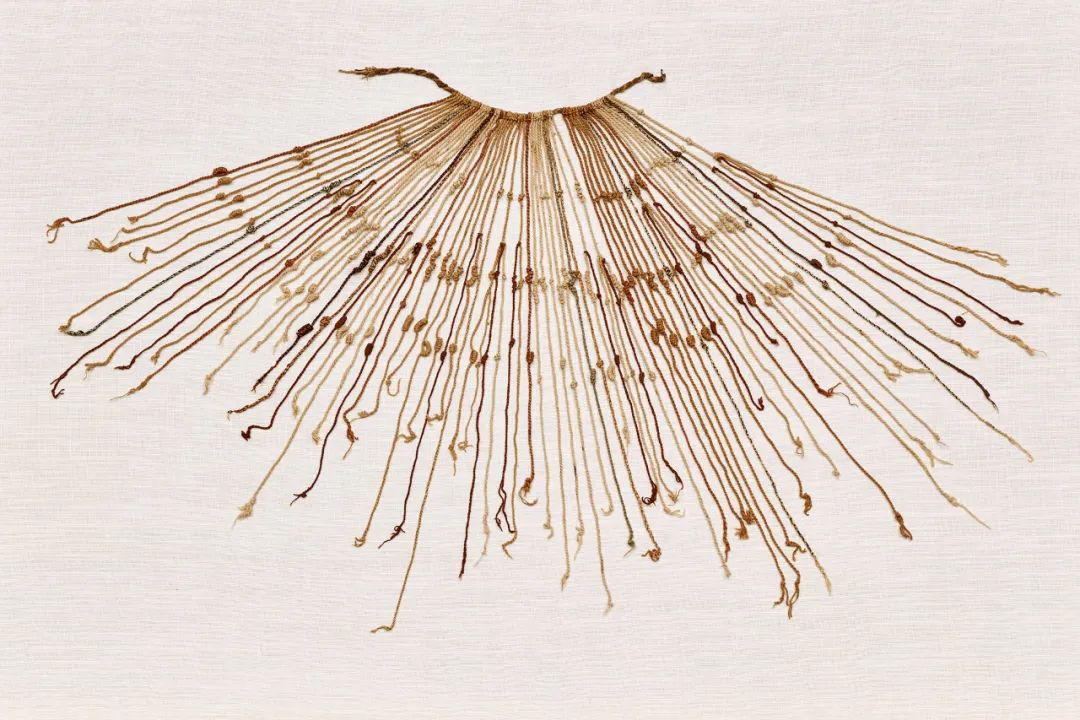 印加人用于结绳记事的奇普,如今已经无人能解 / 达拉斯艺术博物馆