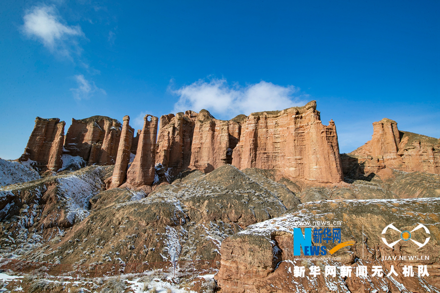 “飞阅”张掖：雪霁初晴 冰沟丹霞银装素裹