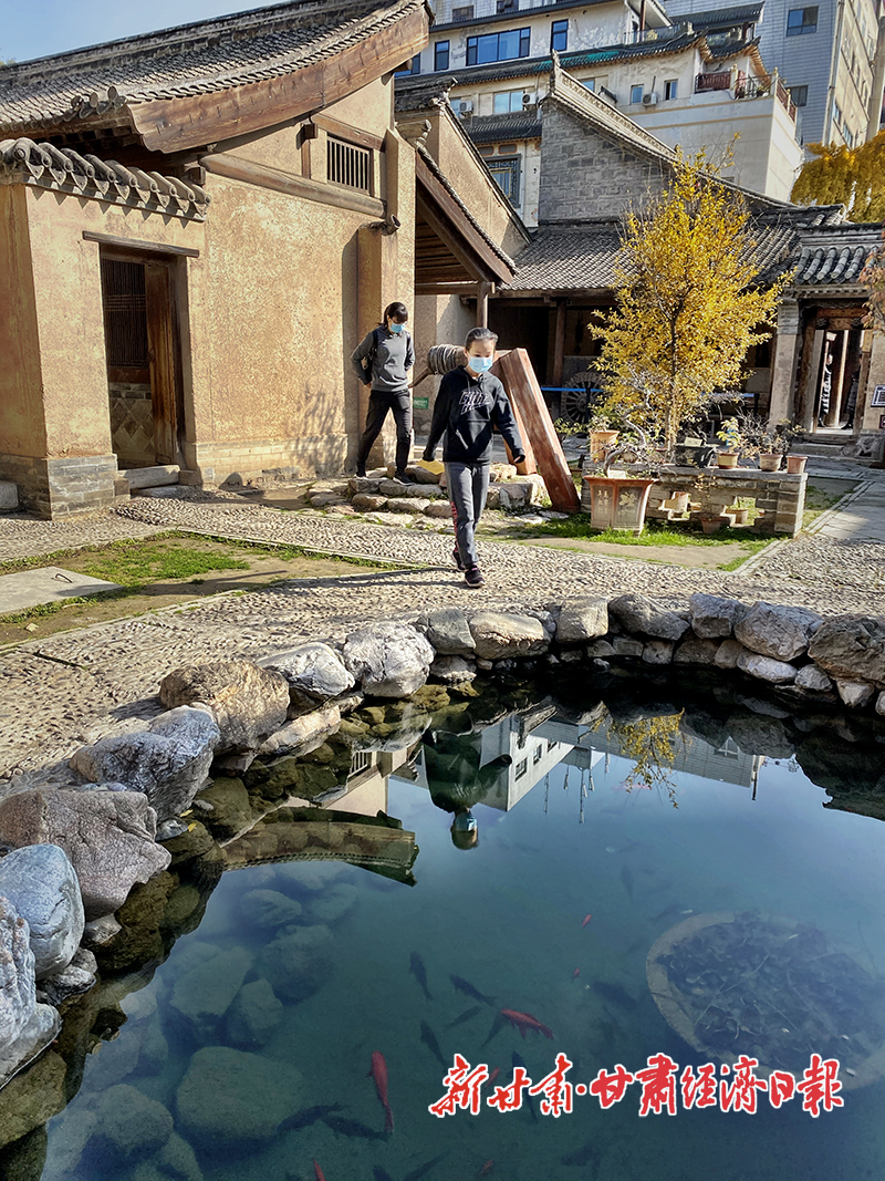 胡氏民:三春流水 岁月静好