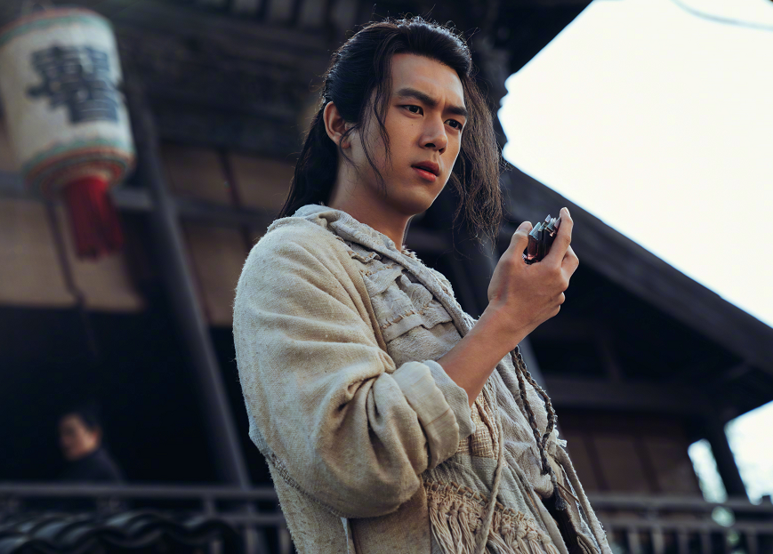 《赤狐书生》预售票房不理想,勉强过千万,一番主演还不是李现