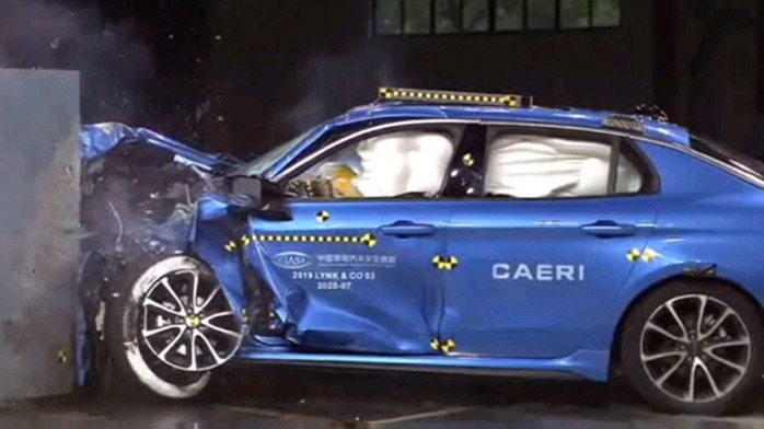 中保研最新碰撞测试，领克03三项均优秀，国产质量杠杠的！