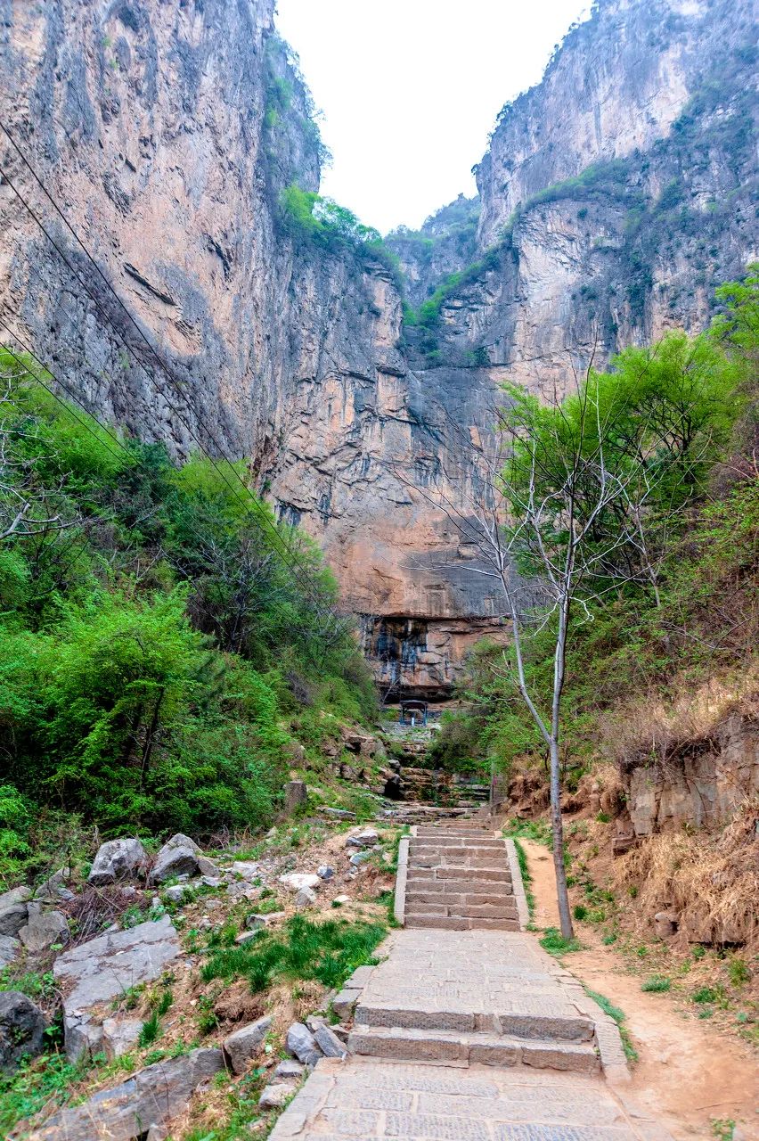 中国最危险的村庄，“中国第一影视村”——郭亮村