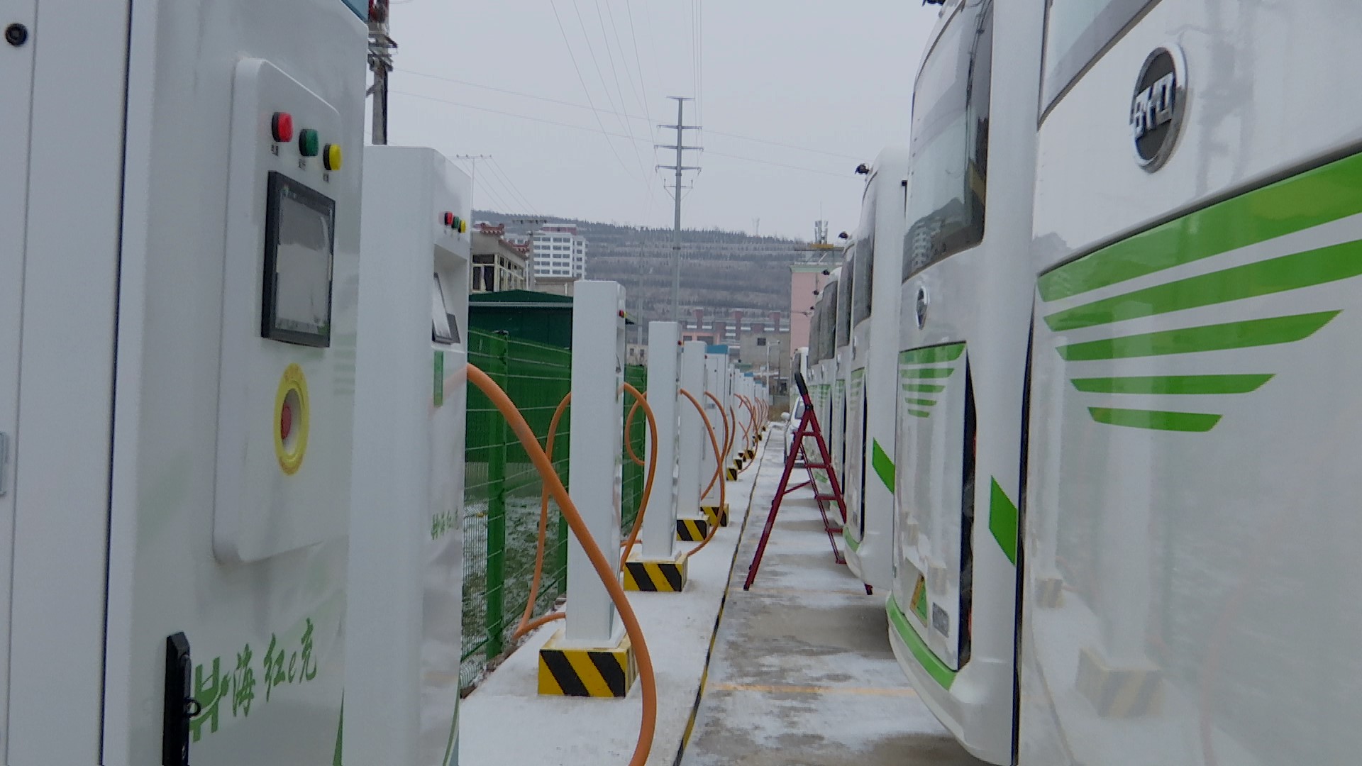 好消息!通渭20辆新能源智慧公交车通车