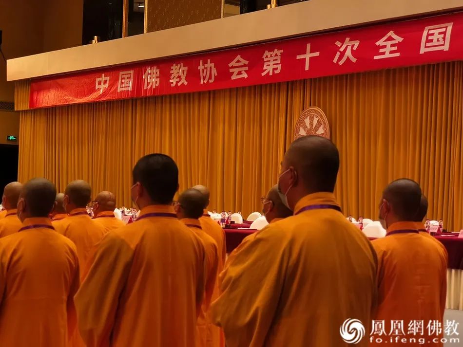 共同祈福（图片来源：凤凰网佛教）
