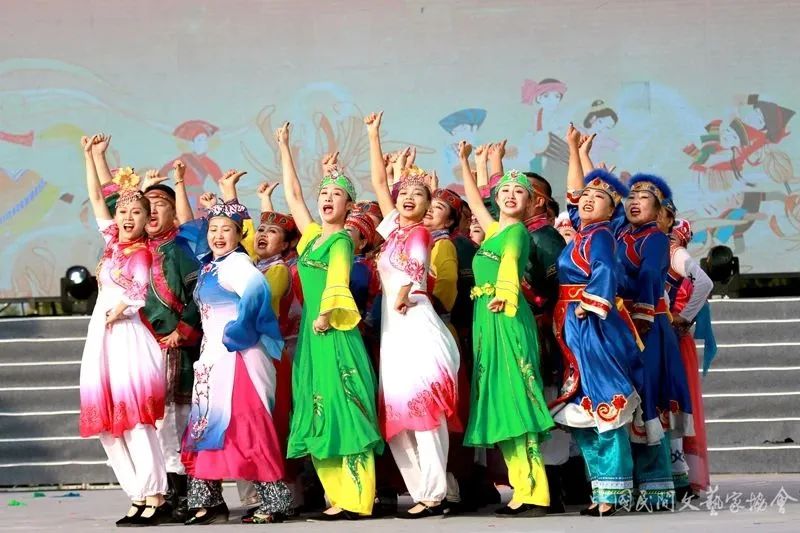 黑龙江 《达斡尔族传统舞蹈》