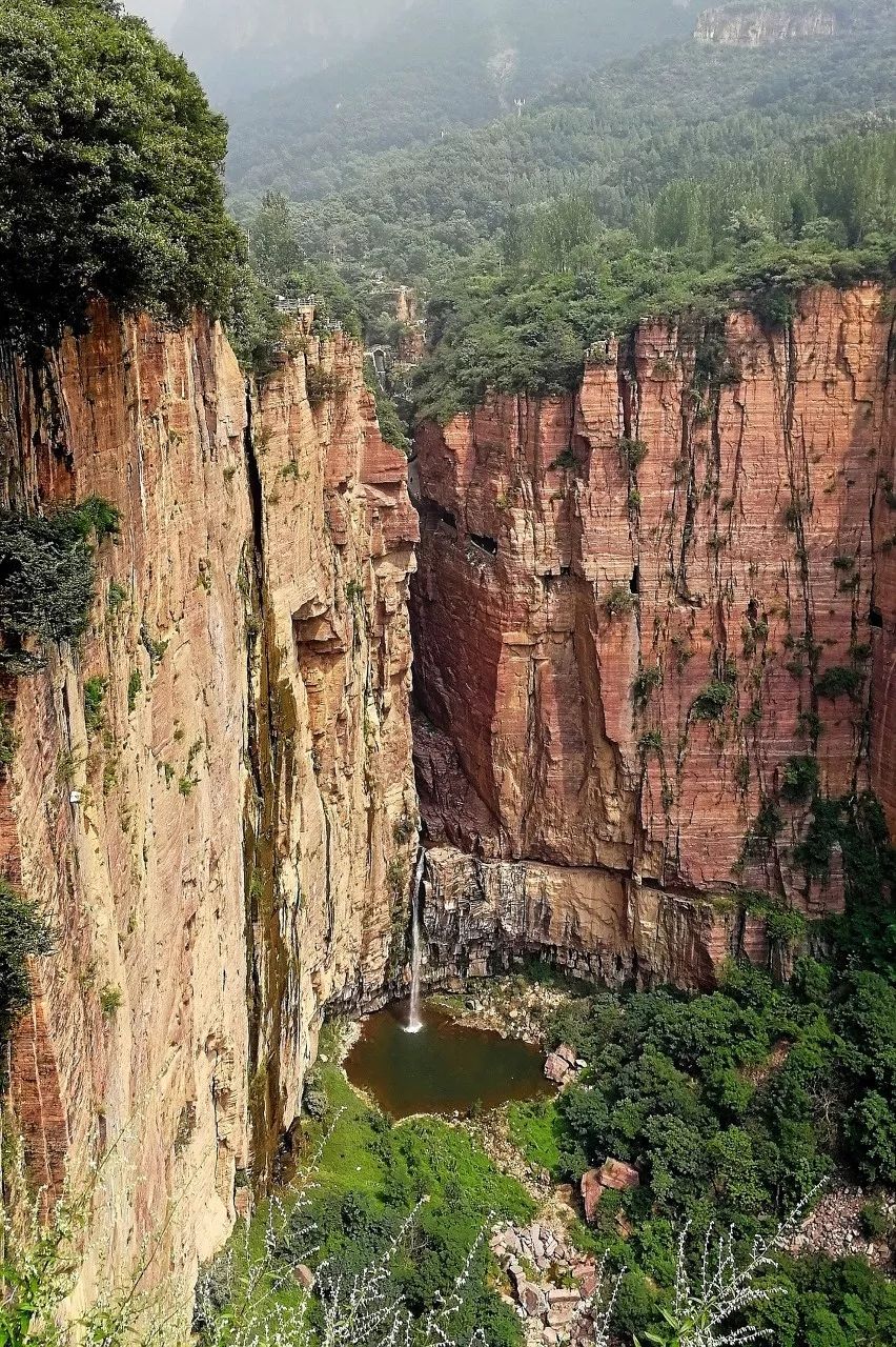 中国最危险的村庄，“中国第一影视村”——郭亮村
