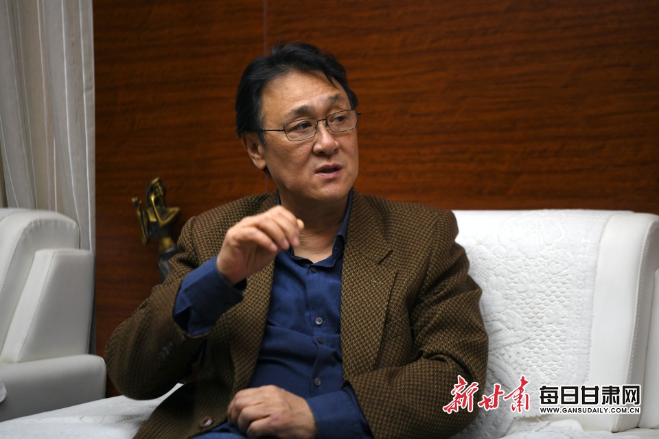 谭利华讲述本场音乐会背后的“故事”