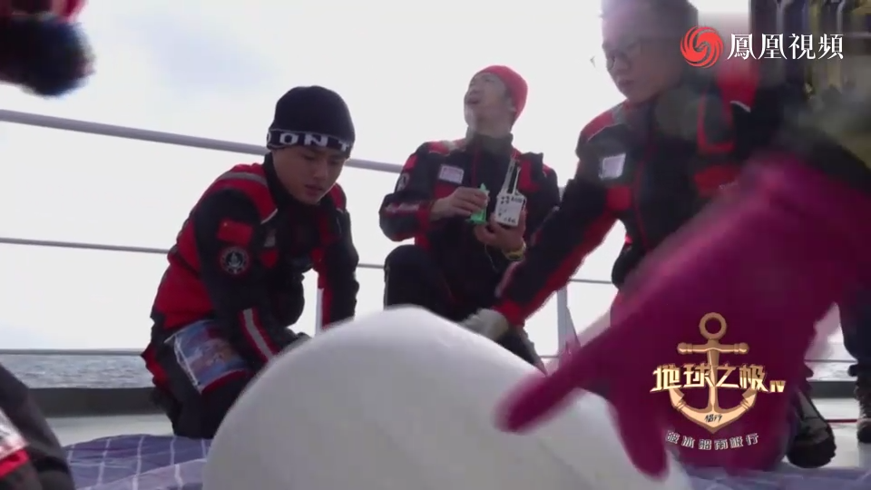 探空气球在西风带的首飞：突破最高记录实验圆满成功