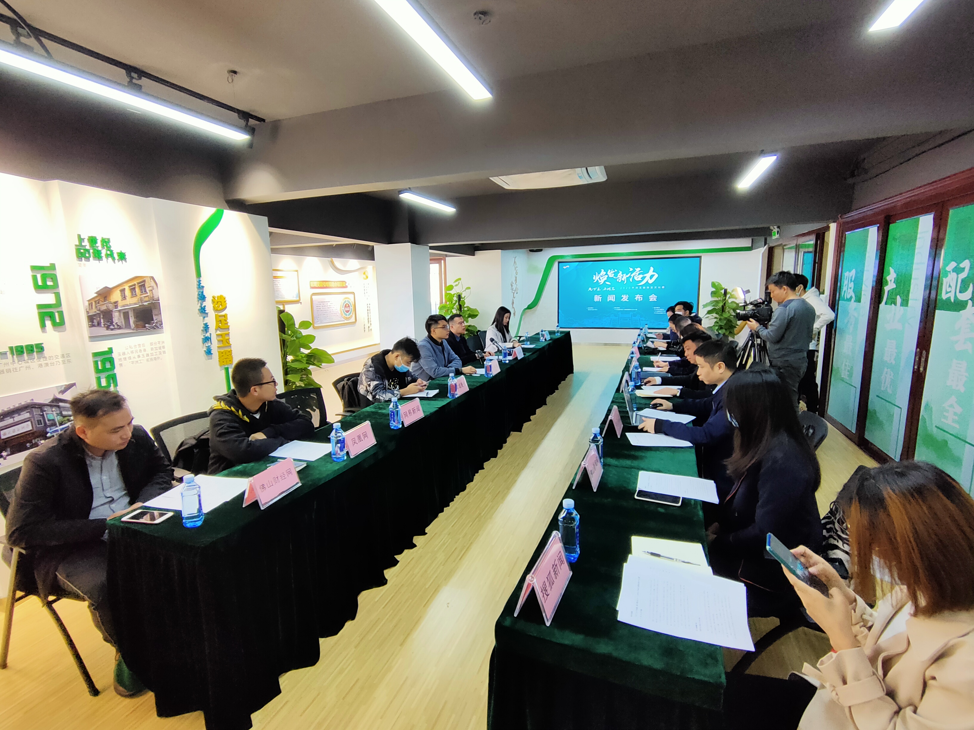 
��Ϣ
�������ֳ�