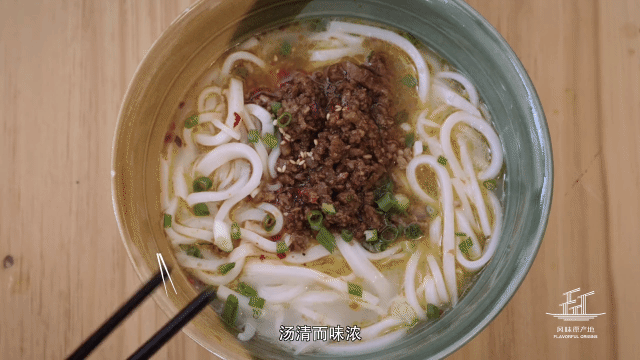豆瓣高分综艺，国立老师带你探秘云南，寻找最纯净的“蓝与白”！