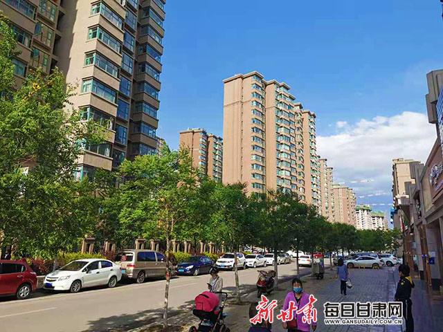 中心城区天更蓝了 资料图 新甘肃·每日甘肃网记者 兰天 摄
