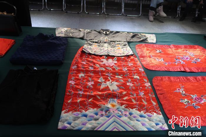 张作霖几位夫人的遗物。　韩宏 摄