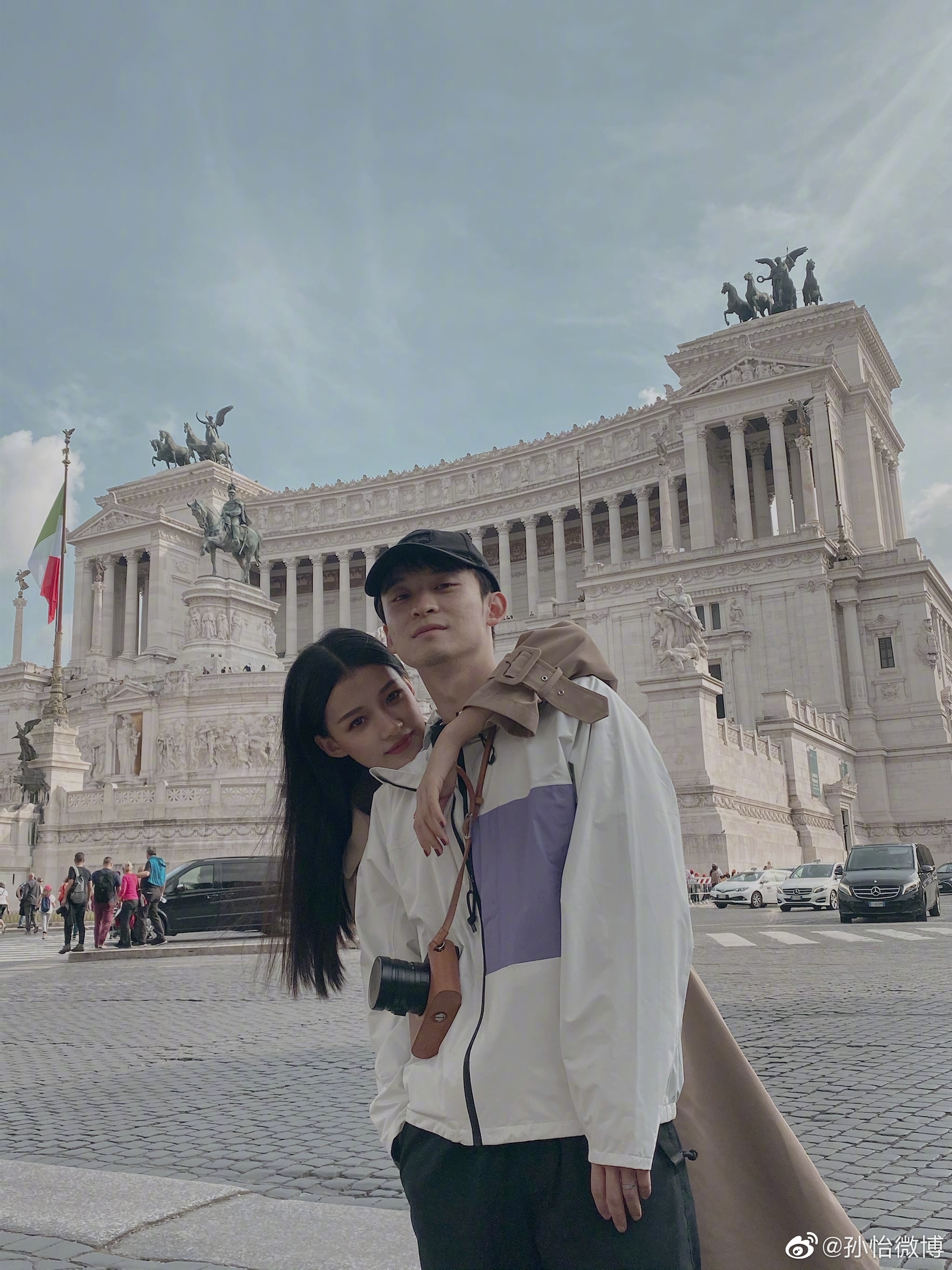 孙怡和董子健。