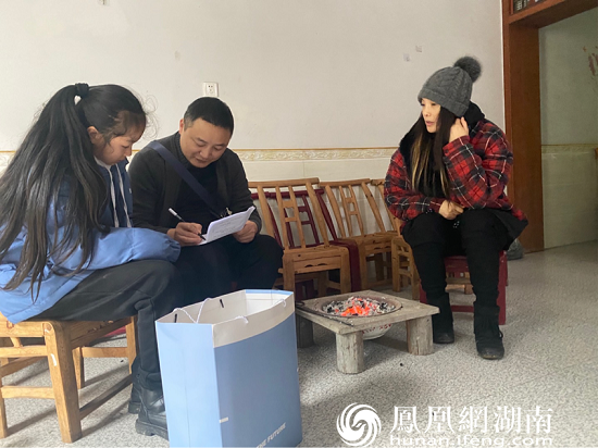 风雪挡不住前行的脚步:湖大EMBA网球俱乐部石门公益行