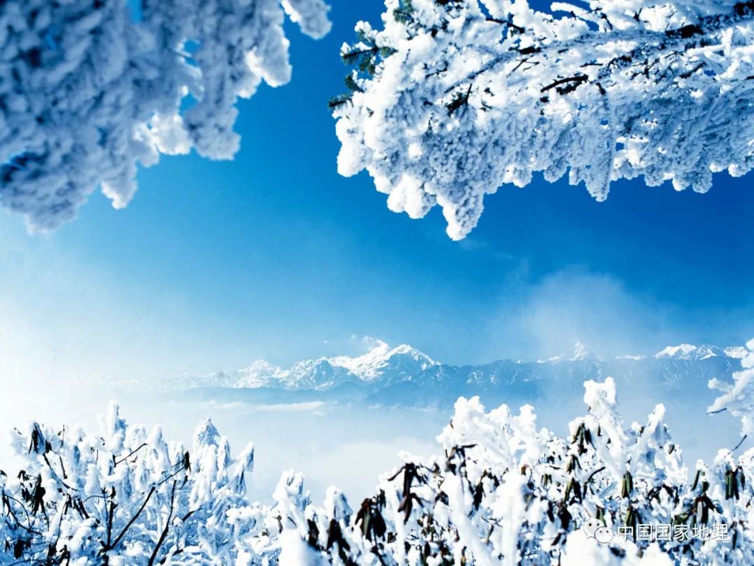 ◎ 拍摄地点：原二郎山垭口，海拔：2980米