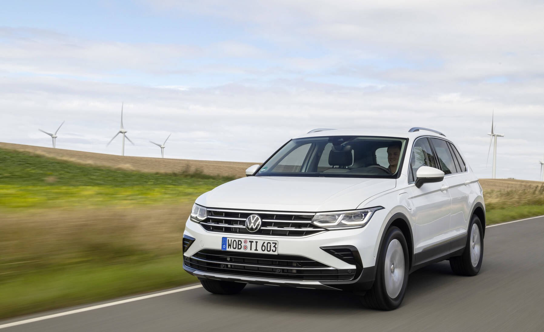 油耗低至15l大众途观ehybrid海外正式开售