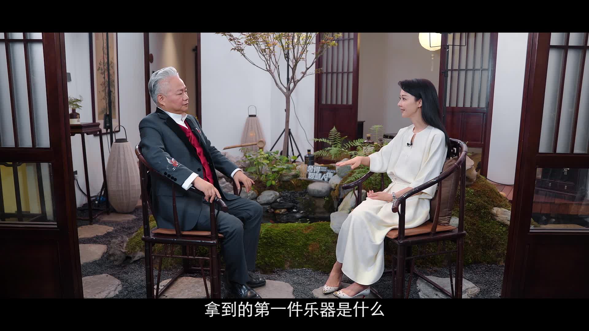 回忆小时候练琴，方锦龙：父亲严厉从不表扬，偶尔给点小恩小惠