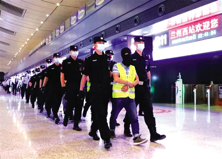 抓捕