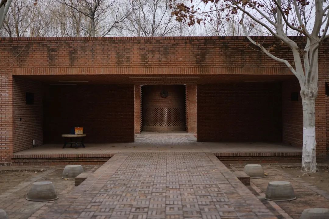 北大老师造2000㎡巨型四合院,内含20个院子!