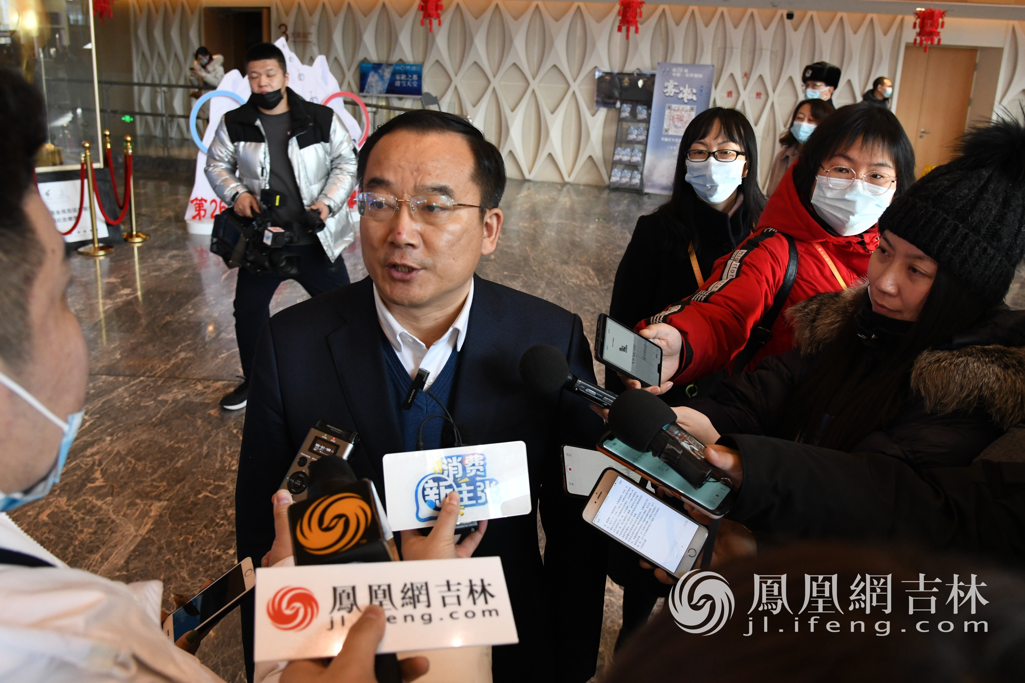 吉林市文化广播电视和旅游局党组书记、局长闫海春接受媒体采访。梁琪佳摄