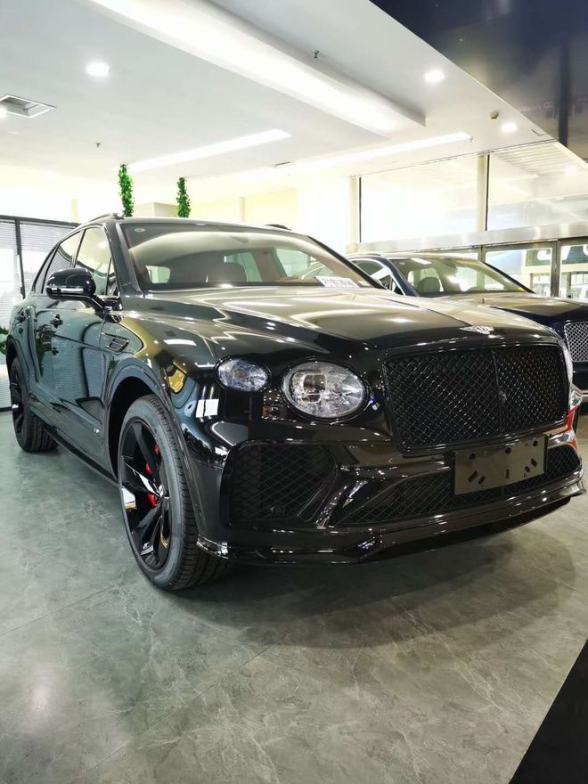 天津港宾利添越全国直销 加配不加价