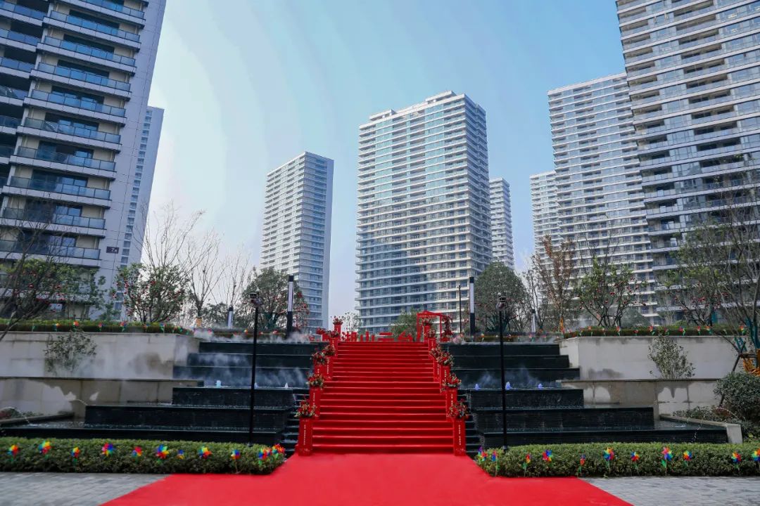 为爱兼程提前交付滨湖天地喜迎业主回家