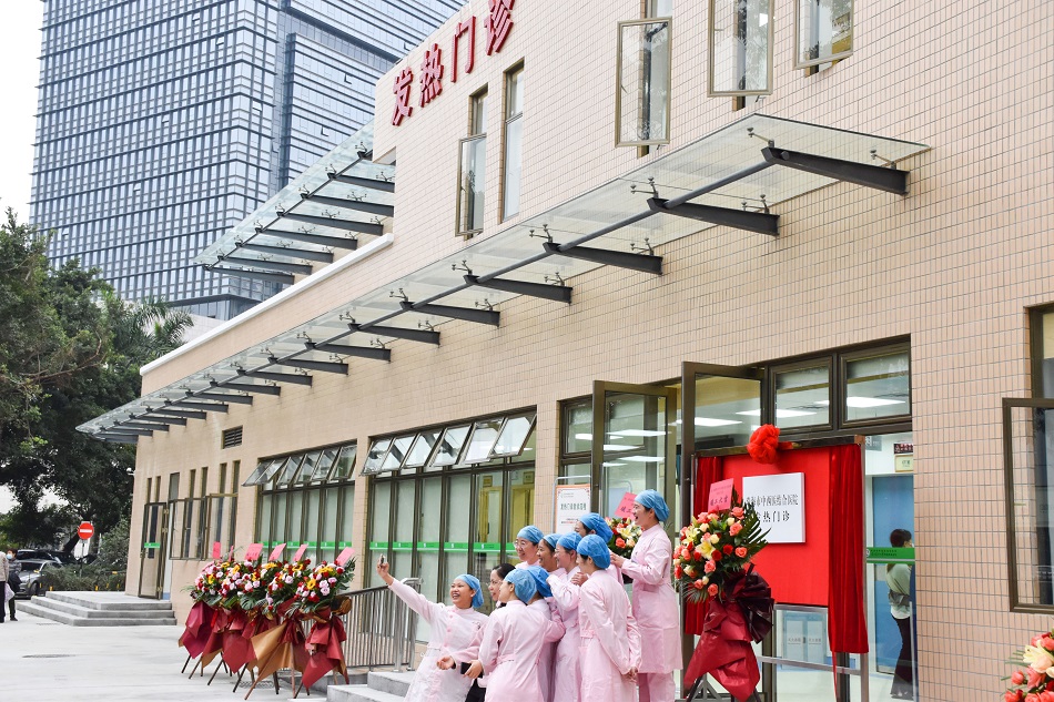 由於毗鄰港澳特殊的地理位置,珠海市中西醫結合醫院積極推進健康灣區