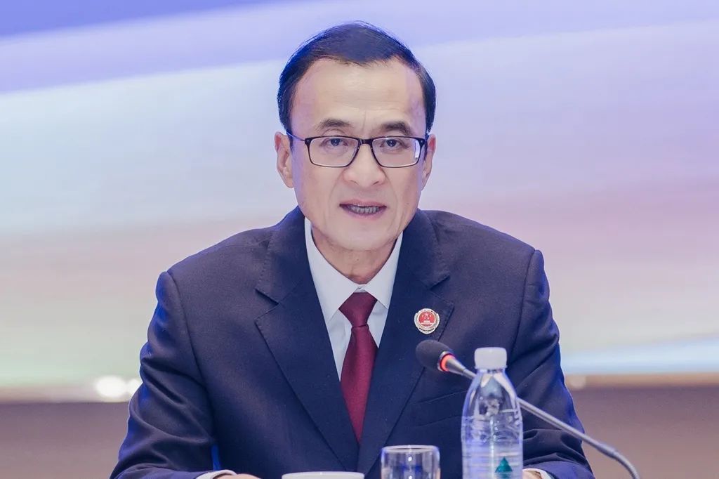 杭州市人民检察院检察长陈海鹰