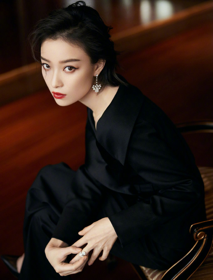 女人天下 正文0 1/5 倪妮 亮相电影拆弹专家2首映礼 热门好书[责任