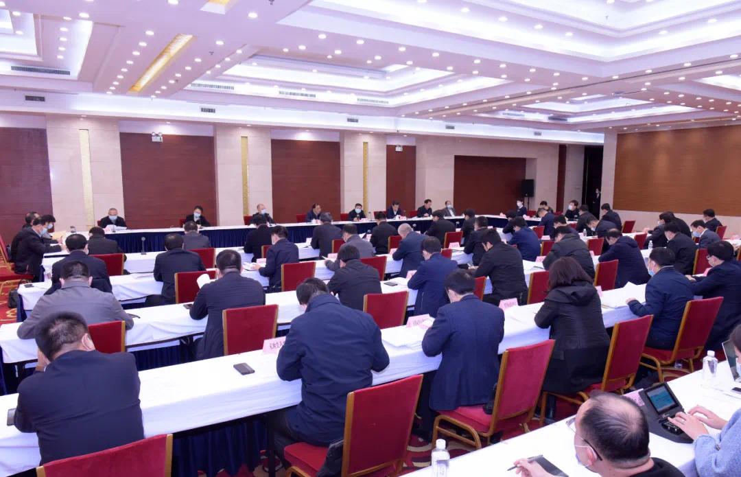 盘锦市政府召开八届第39次常务会议