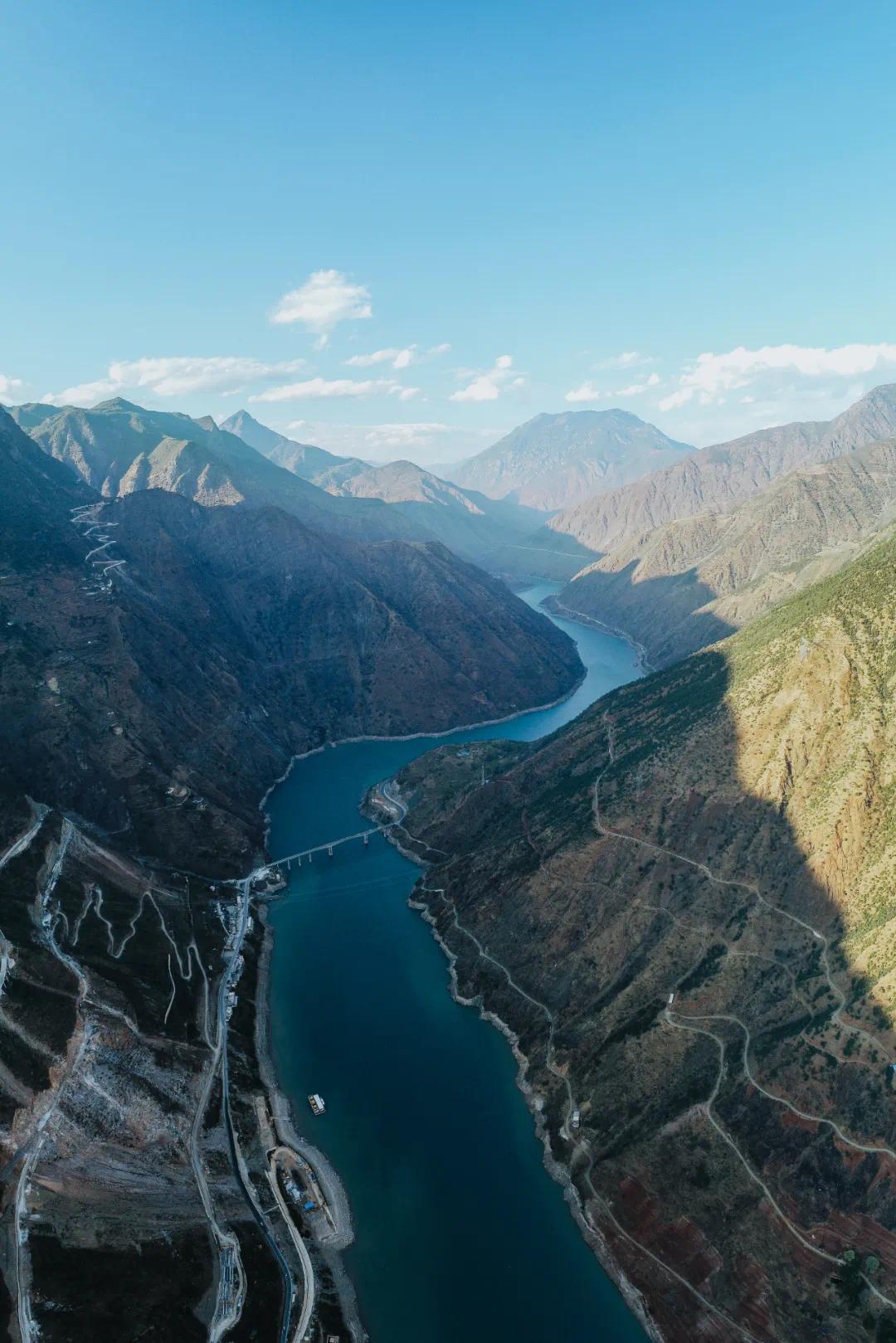 "四川特区"攀枝花:是"钢城"还是"甜城"?