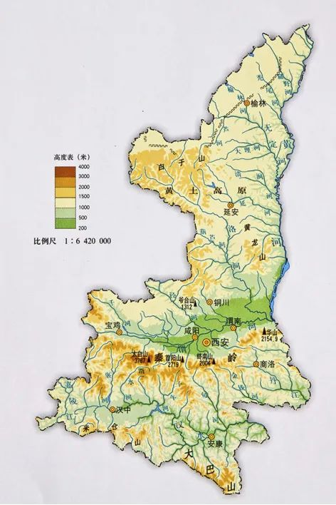 雨,陕南降水充沛关中则显得较为"中庸"气温与降水适中,八百里秦川土壤