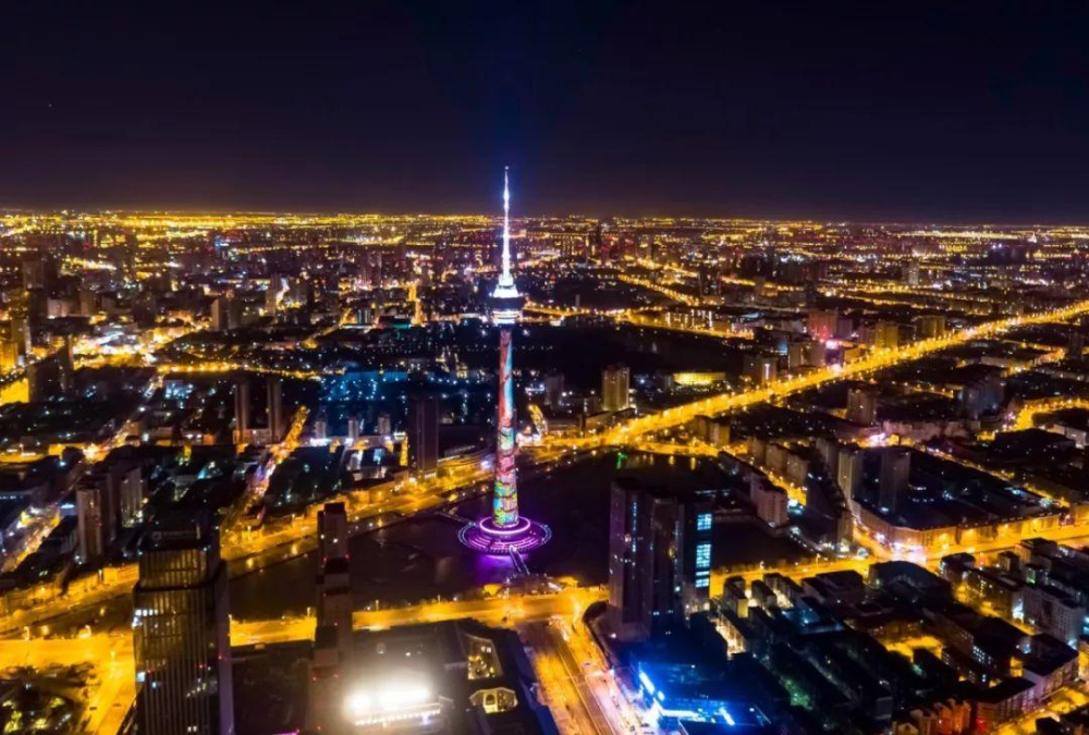 跨年夜天津天塔一场颠覆你想象的灯光秀