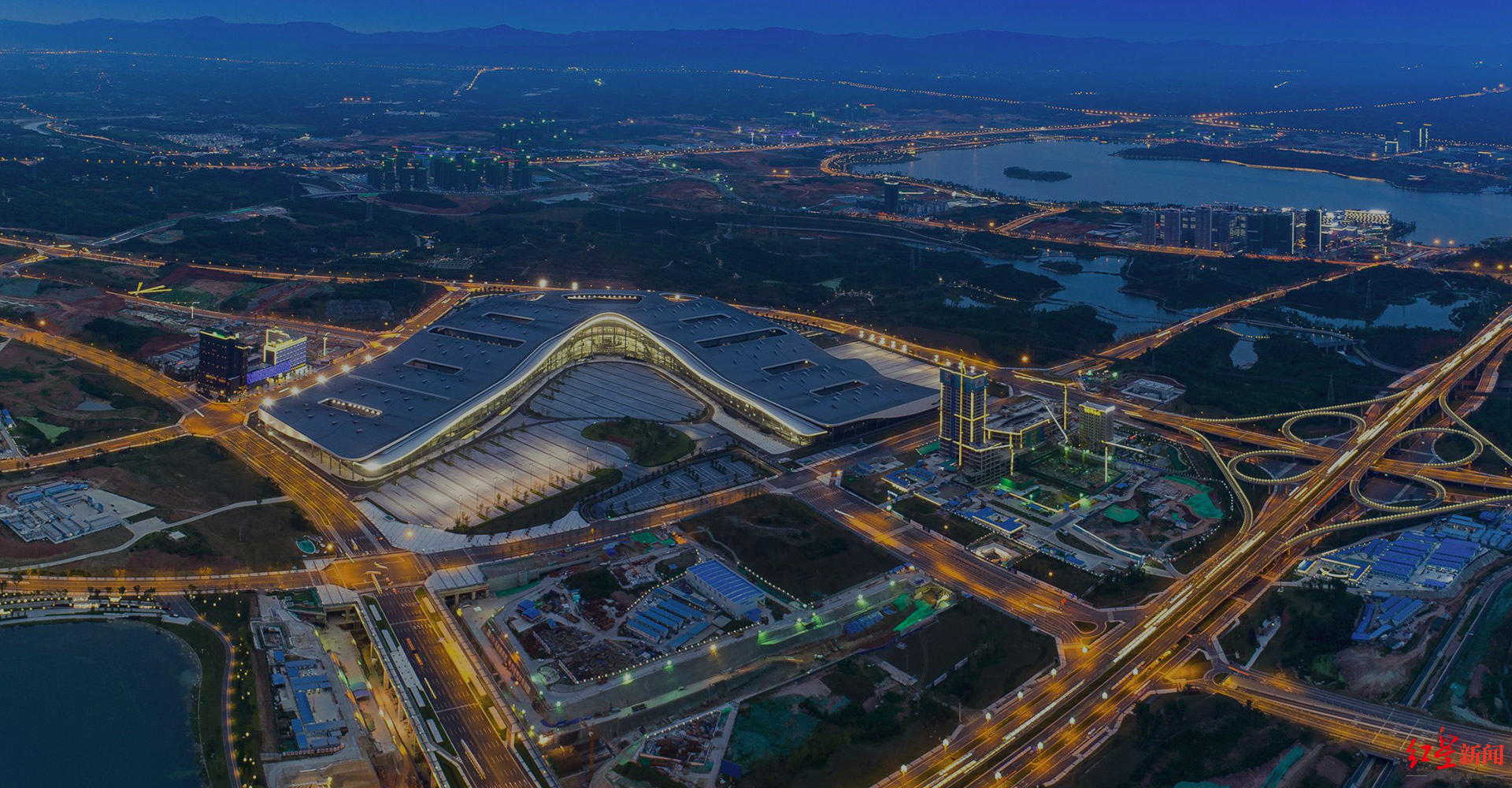 举办重大展会300余个 成都会展迈入"一城两馆"