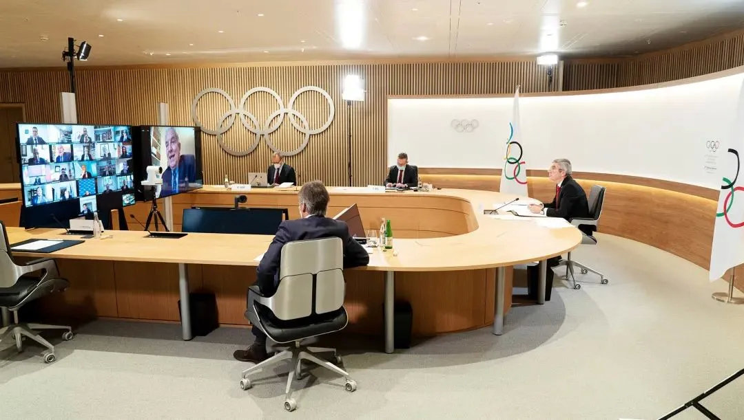 刚刚结束的第九届奥林匹克峰会号召全世界体育界团结起来应对问题与挑战。