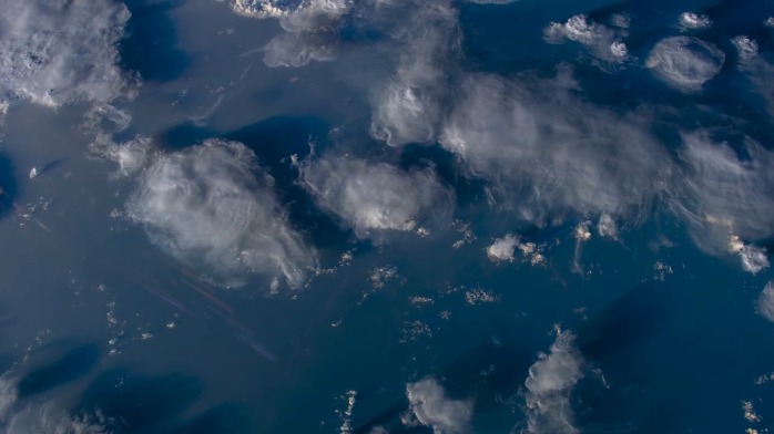 精彩！这就是从太空看到的南大西洋上空的白云