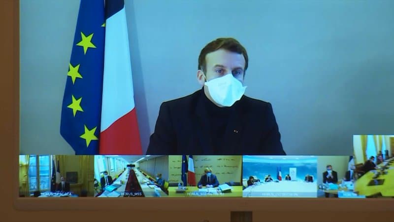 Emmanuel-Macron-intervient-en-visioconference-lors-du-Conseil-des-ministres-le-21-decembre-2020-522603.jpg