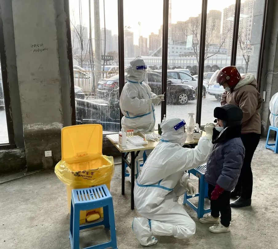 西安市人民医院&middot;西安市第四医院：特殊时期的浪漫 为你写诗