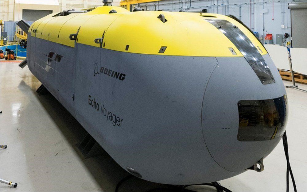 “虎鲸”超大型无人潜航器。