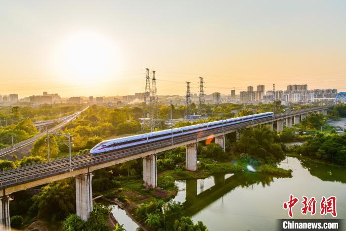 全国铁路明年1月10日起实施新列车运行图