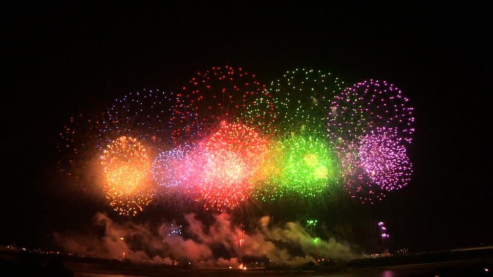 绝美烟花秀来袭卡乐星球开启奇幻跨年夜花式迎新年