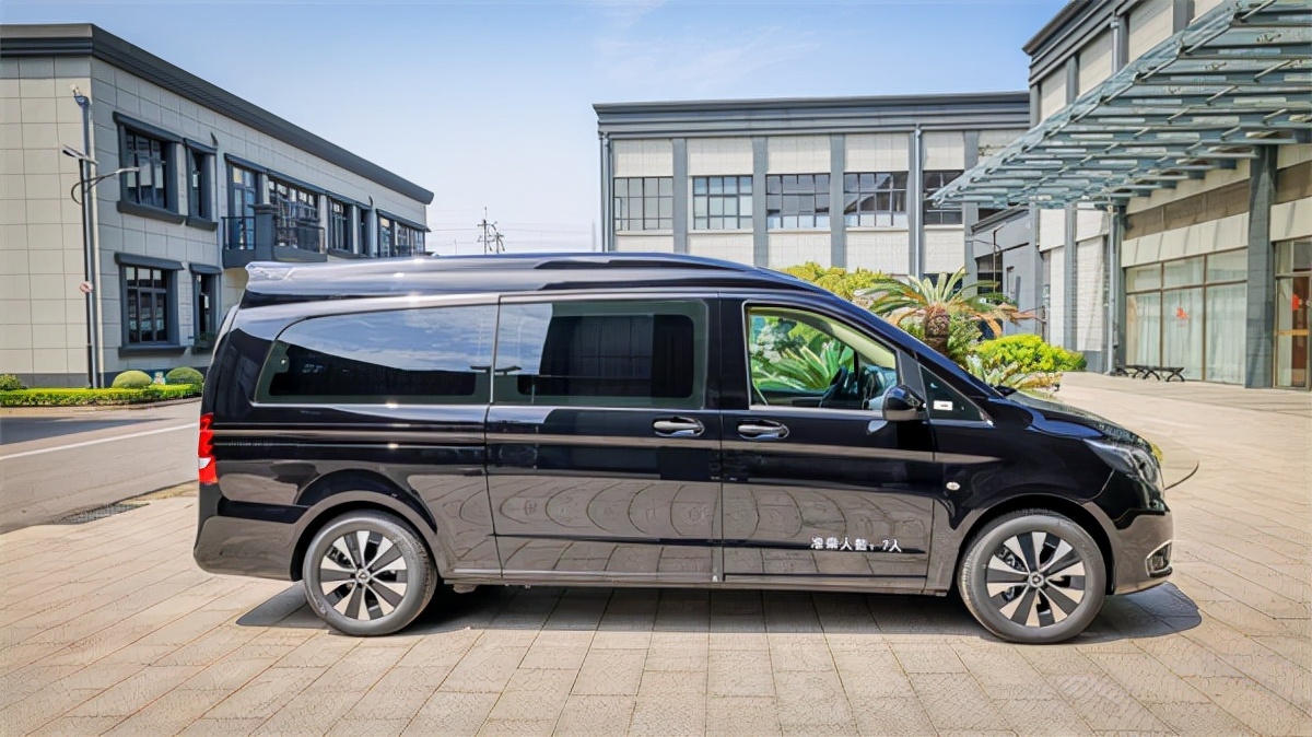 奔驰威霆高顶升级上海现车年底特惠