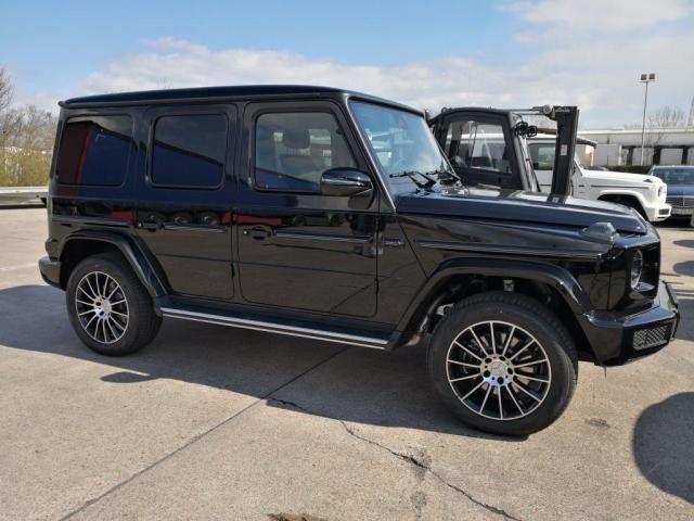 21新款奔驰g350d柴油现车优惠可分期购