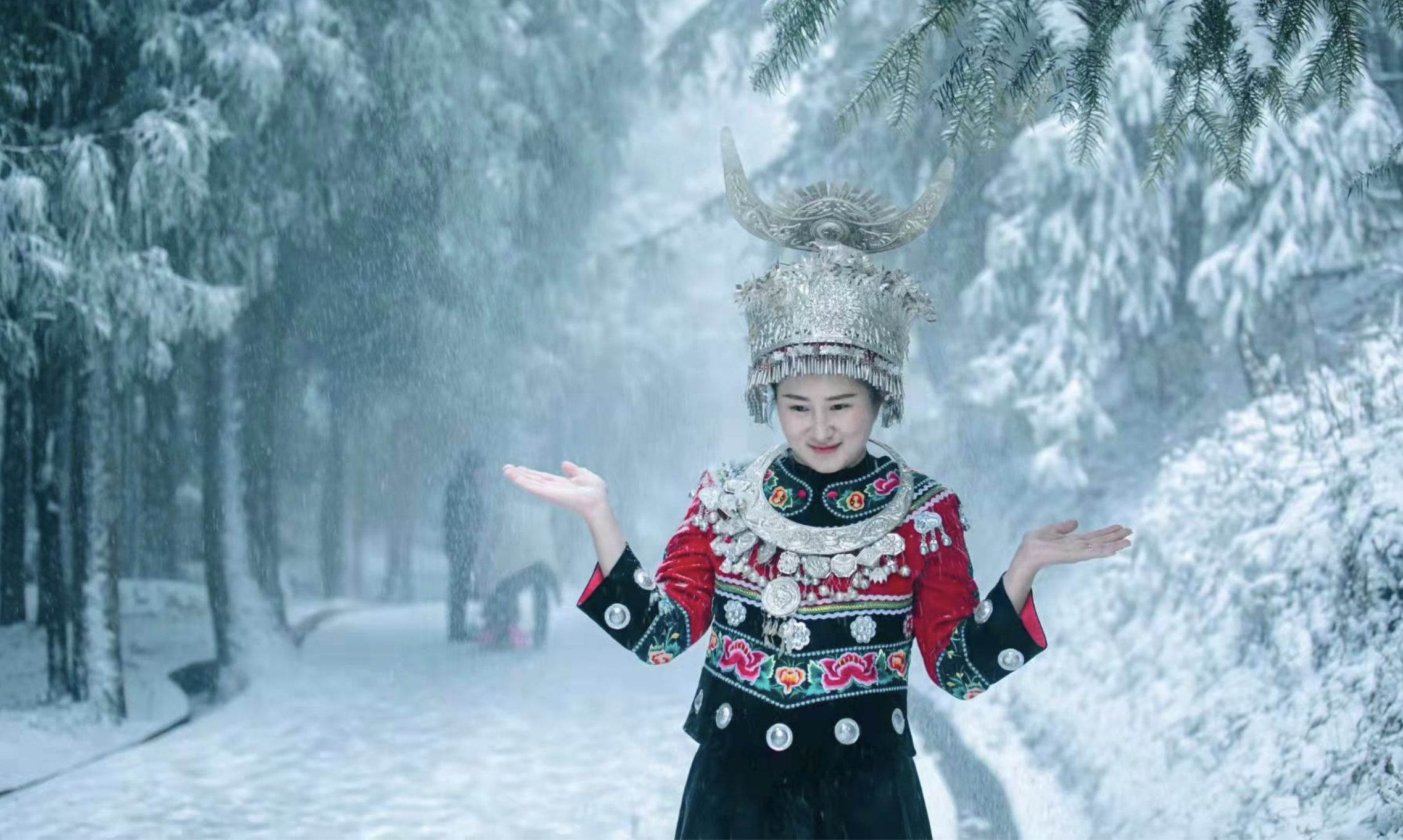 下雪了彭水摩围山景区迎来今冬第一场雪