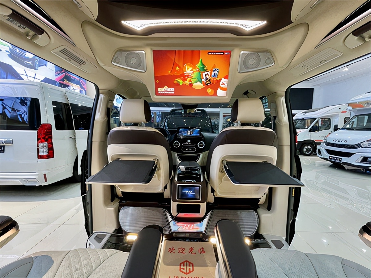 奔驰威霆改装高顶双开门商务车多少钱?_凤凰网汽车_凤凰网