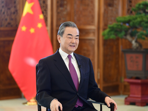 王毅就2020中国外交重磅发声：中美关系困境源于美国视中国为最大威胁
