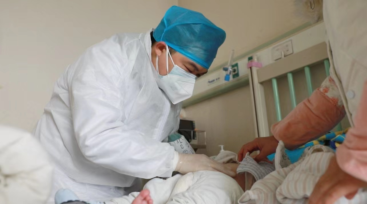 西安交大二附院:疫情下的急速生命“接力”