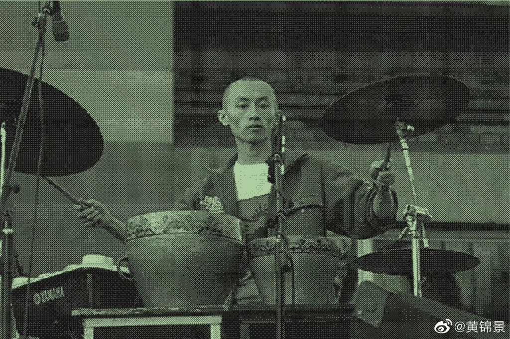 重塑雕像的权利鼓手黄锦成都年轻人的眼界已超过老乐队